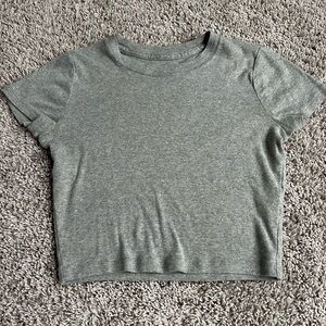 grey holister baby tee